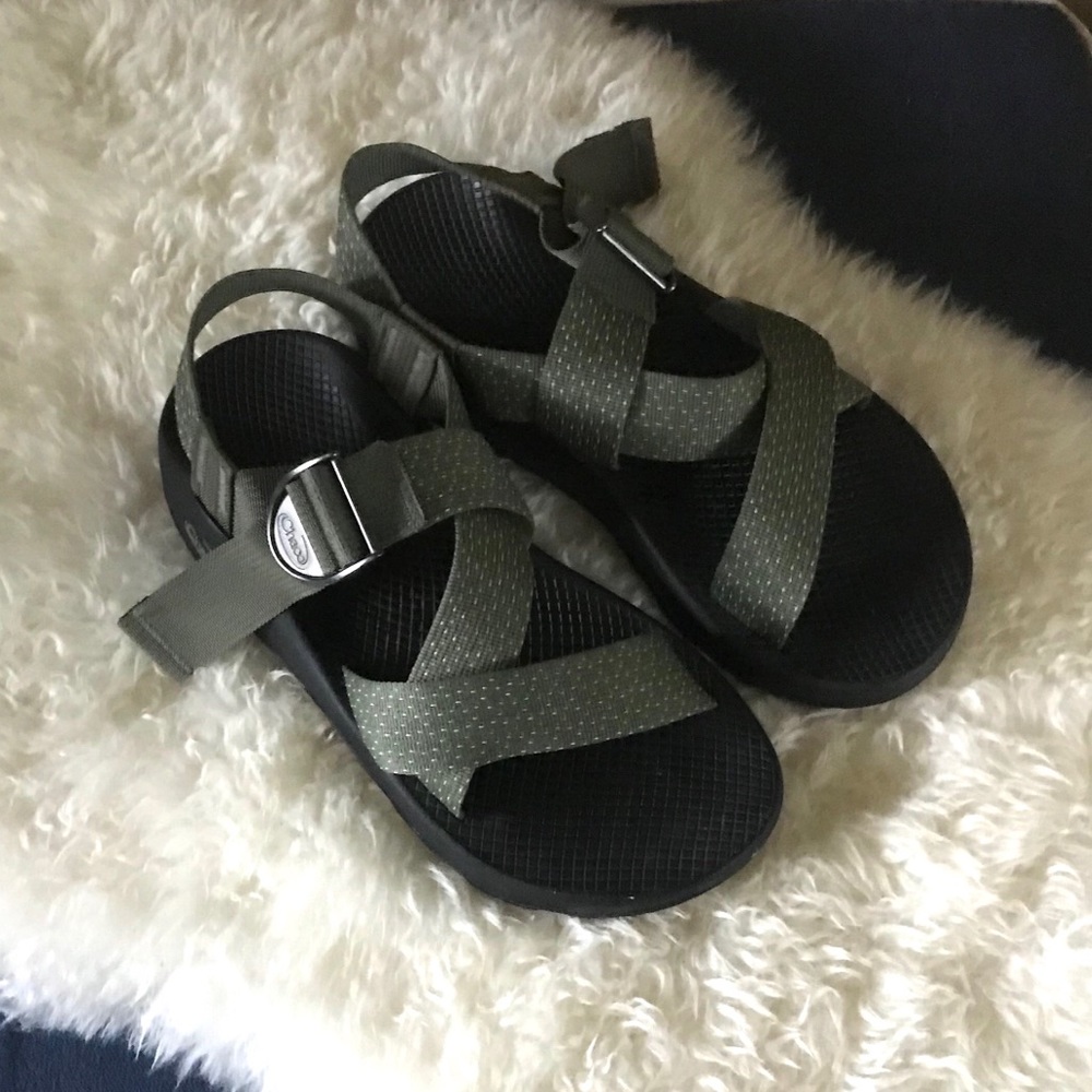 Chaco Mega Z/Cloud M8 or W10